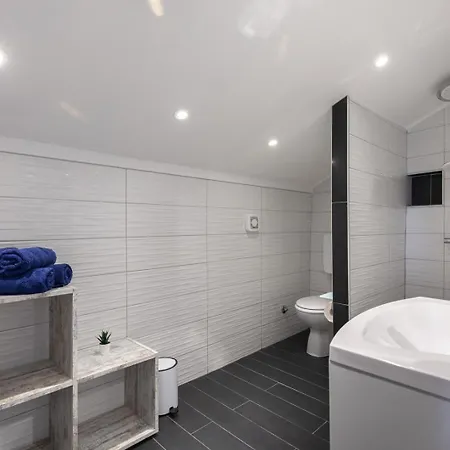 House Ponte In The Old Part Of *